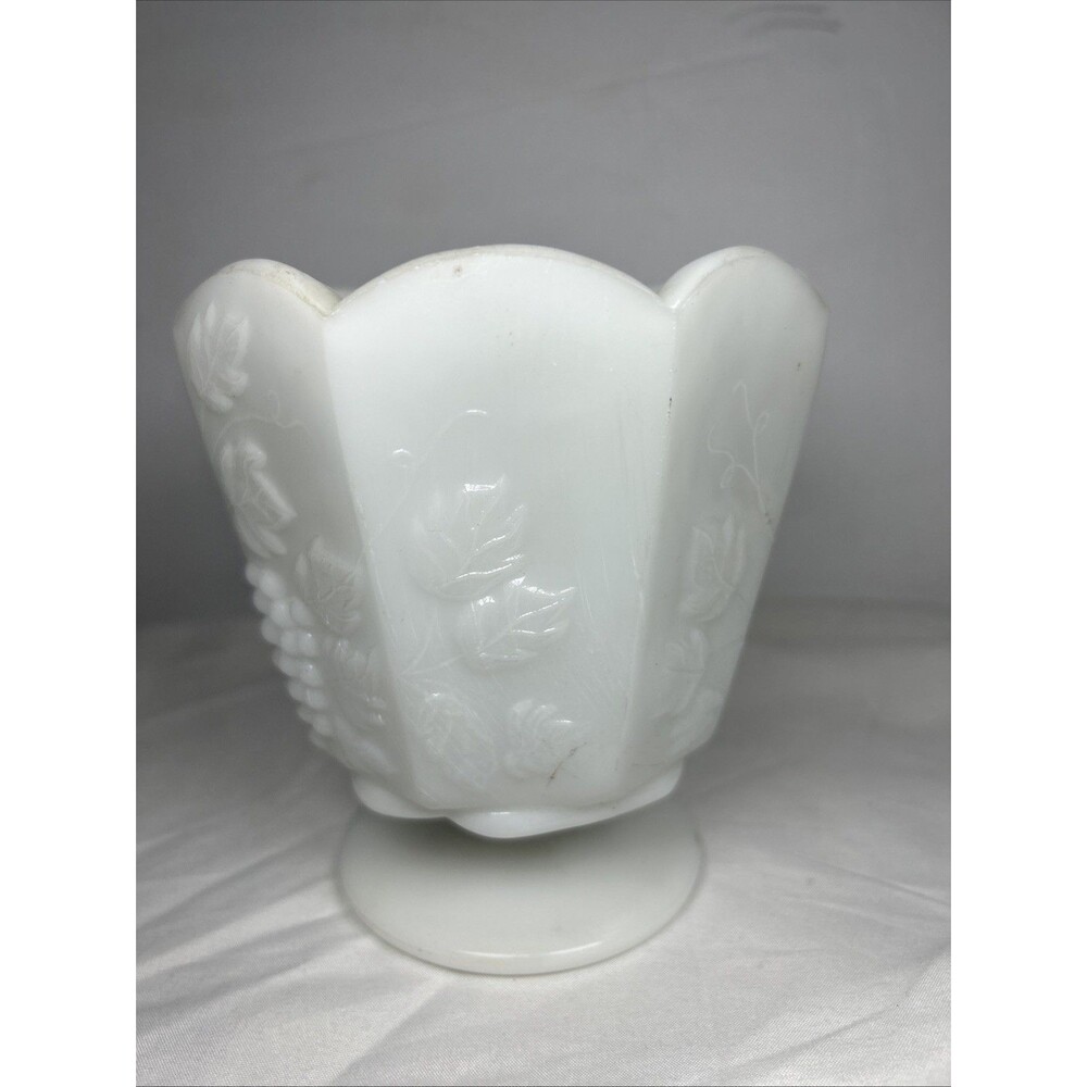 Vintage EO Brody White Milk Glass Harvest Grape Goblet Vase M-2000 Cleveland OH